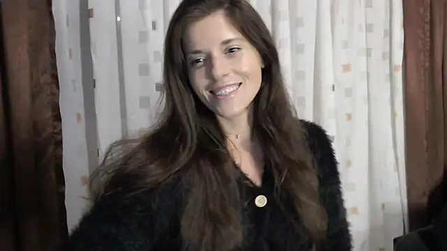 SweetBabyGirl212 online show from October 18, 2025, 3:57 pm