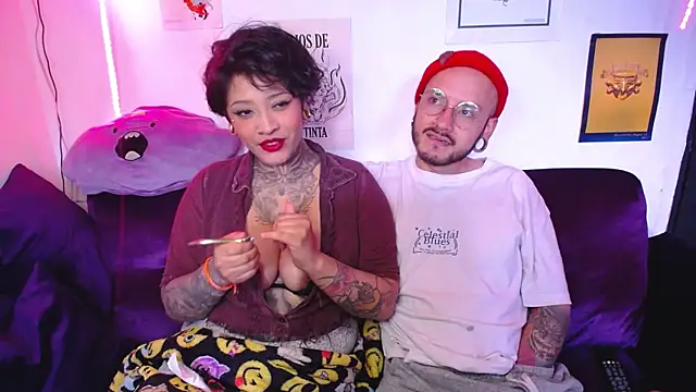 Snapshot of tatouagendecouple chatting on November 2, 2025, 5:37 pm tatouagendecouple online show from November 2, 2025, 5:37 pm