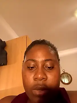 KennyBigWoman online show from November 4, 2025, 10:03 am