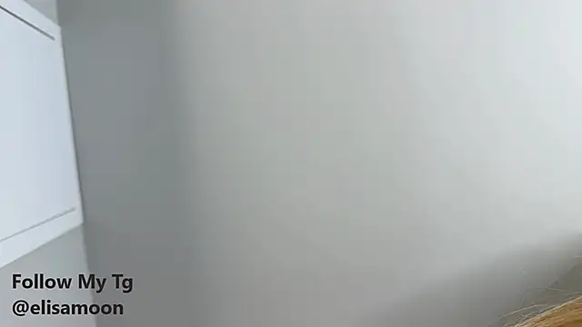 Snapshot of elisa_moon chatting on March 13, 2025, 7:06 pm elisa moon online show from March 13, 2025, 7:06 pm