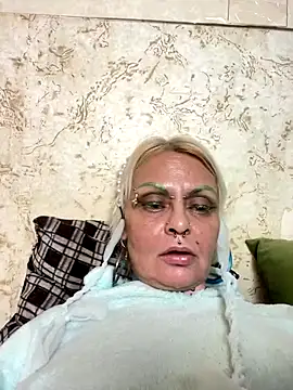 Gardener of Illusions online show from November 12, 2025, 12:22 am