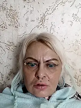 Gardener of Illusions online show from November 26, 2025, 10:33 pm