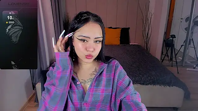 baby  kim online show from February 13, 2025, 8:13 pm