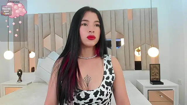 im nika  online show from January 12, 2025, 5:03 am