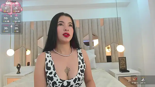 im nika  online show from January 12, 2025, 11:07 am