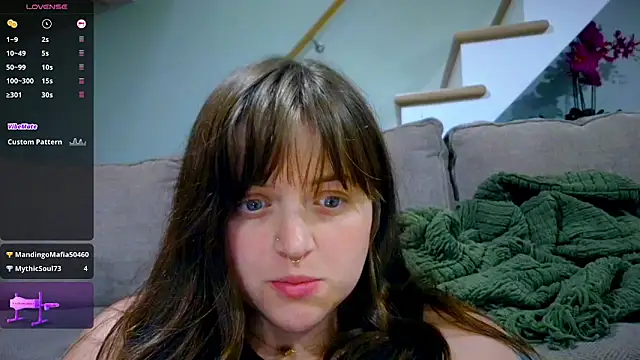 Snapshot of princess_emily4723 chatting on April 17, 2026, 1:52 am princess emily4723 online show from April 17, 2026, 1:52 am