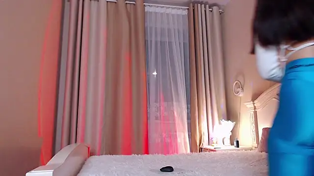 Avylew online show from October 5, 2025, 8:40 pm