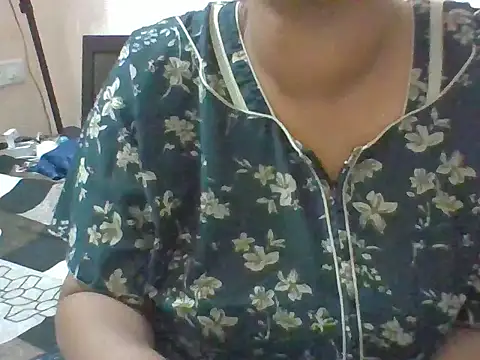 Sexy-Shalinii online show from April 5, 2026, 5:43 pm