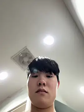 Snapshot of thehornyboyz chatting on March 4, 2026, 2:23 pm thehornyboyz online show from March 4, 2026, 2:23 pm