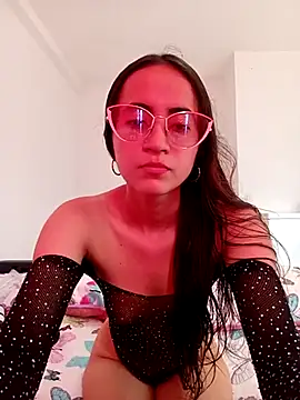 Mia Fischer online show from March 1, 2025, 7:26 pm