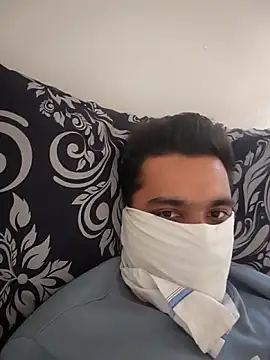 andysissy online show from April 29, 2026, 12:42 pm