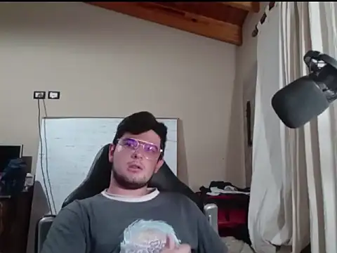 enzis3 online show from November 22, 2025, 9:25 pm