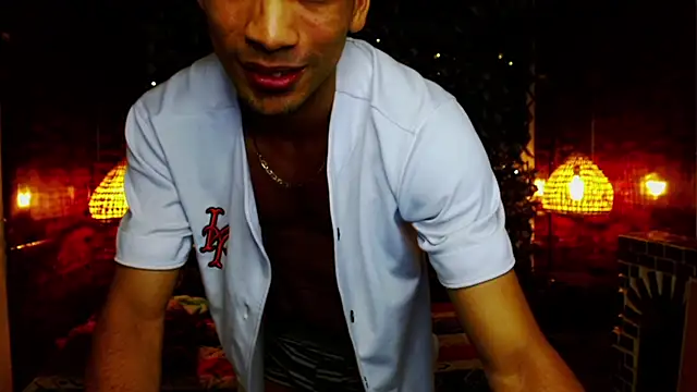 SonicJ25 online show from January 11, 2025, 4:06 am