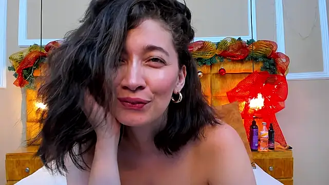 Snapshot of adarussell chatting on January 2, 2025, 4:13 pm adarussell online show from January 2, 2025, 4:13 pm