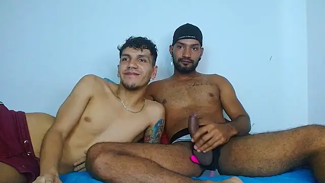 Snapshot of Benjamin_show chatting on March 8, 2025, 9:08 pm Benjamin show online show from March 8, 2025, 9:08 pm