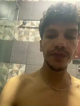 Snapshot of Benjamin_show chatting on January 9, 2026, 1:36 pm Benjamin show online show from January 9, 2026, 1:36 pm