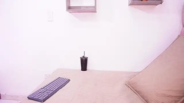 samantha sw online show from September 23, 2025, 3:09 am