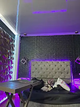 Paloma  LS online show from April 7, 2026, 7:58 pm