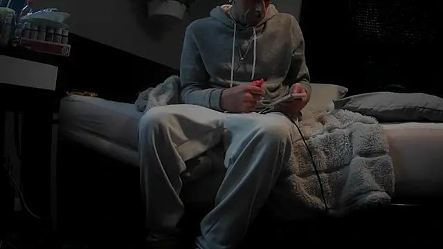 smokee parT903 online show from November 12, 2025, 9:36 pm