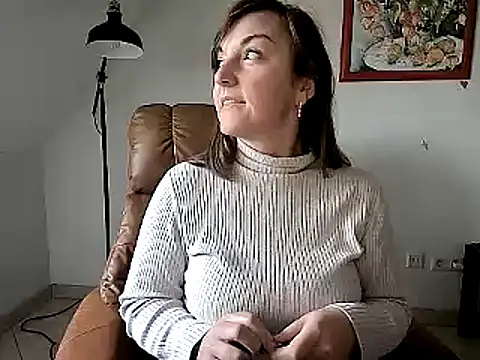 stunning Rosi online show from December 10, 2024, 12:05 pm