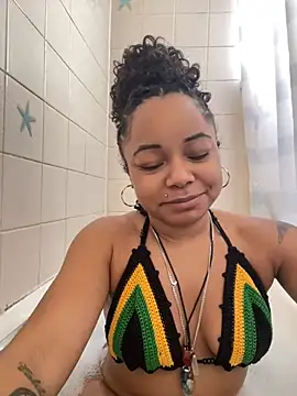 Snapshot of ChloeRebel chatting on January 3, 2025, 1:47 pm ChloeRebel online show from January 3, 2025, 1:47 pm