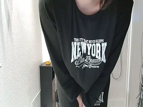 Lauzo21 online show from February 18, 2026, 8:54 am