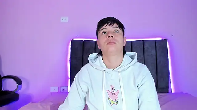 AbbySmiitth  online show from January 15, 2025, 12:36 pm