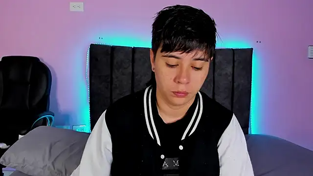 AbbySmiitth  online show from January 21, 2025, 12:29 pm