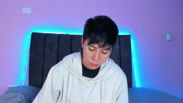 AbbySmiitth  online show from January 26, 2025, 12:22 pm