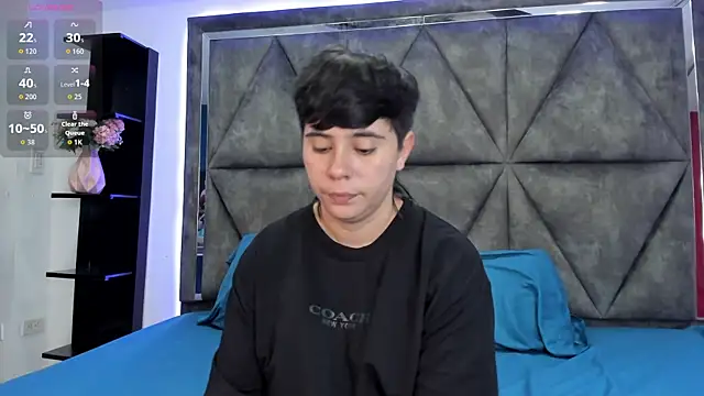 Snapshot of AbbySmiitth_ chatting on May 8, 2026, 10:15 pm AbbySmiitth online show from May 8, 2026, 10:15 pm