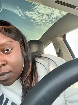 Snapshot of Insultedbalceni chatting on February 7, 2026, 12:14 am Insultedbalceni online show from February 7, 2026, 12:14 am