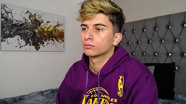 MrWilliseo online show from October 1, 2025, 2:39 am