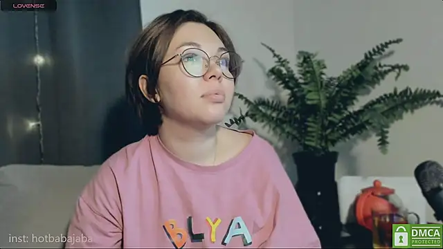 whoa-hoa-hoa-hoa-hoa online show from February 17, 2025, 2:48 pm