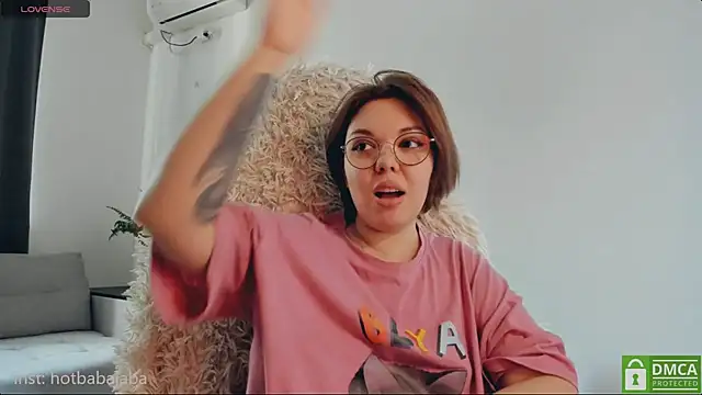 whoa-hoa-hoa-hoa-hoa online show from February 25, 2025, 10:15 am