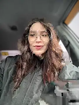 meow girl online show from January 19, 2026, 9:57 am