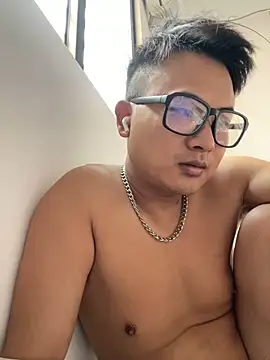 lixiaoshuai8 online show from October 15, 2025, 5:07 am