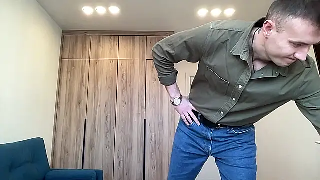 cute mark online show from March 28, 2026, 5:29 am