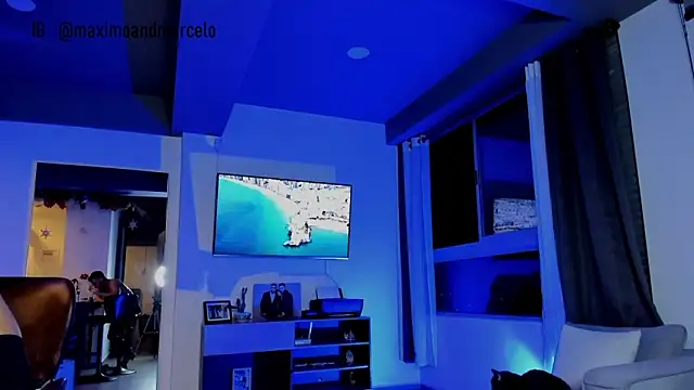 Maximo Marcelo online show from January 8, 2025, 3:08 am