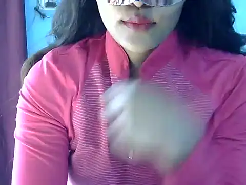 Nehasingh2024 online show from November 18, 2025, 9:03 am