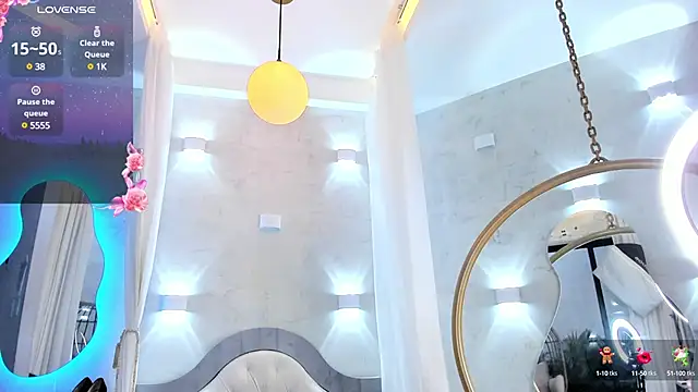 Venusflame   online show from February 24, 2025, 11:54 am