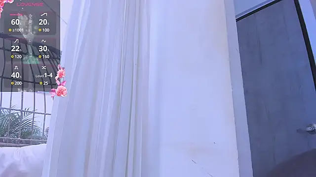 Venusflame   online show from March 13, 2025, 1:29 pm