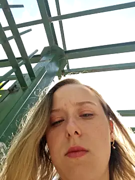 Snapshot of Public_Katrisha chatting on January 17, 2025, 1:35 pm Public Katrisha online show from January 17, 2025, 1:35 pm