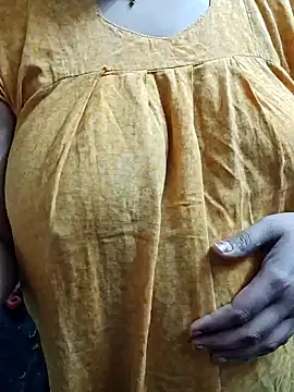 milf-kaira online show from December 15, 2024, 2:16 pm