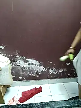 milf-kaira online show from December 20, 2024, 1:47 am