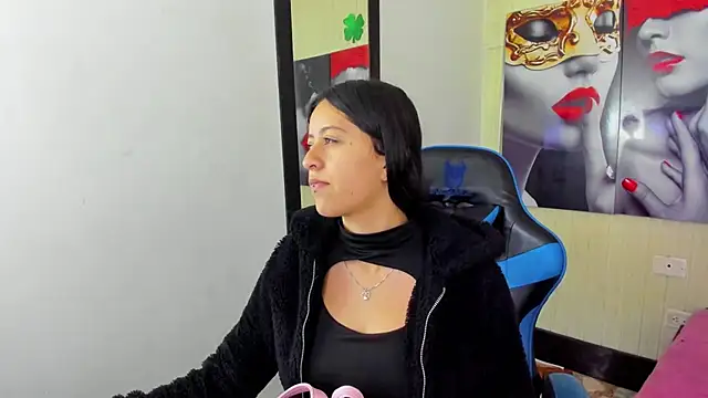 zoe connor19 online show from October 18, 2025, 7:58 pm