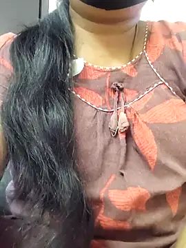 Snapshot of Tamilrojanew chatting on June 29, 2026, 10:37 am Tamilrojanew online show from June 29, 2026, 10:37 am
