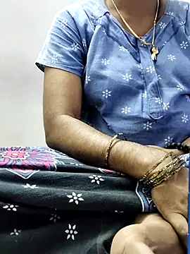 Snapshot of Tamilrojanew chatting on July 9, 2026, 5:44 am Tamilrojanew online show from July 9, 2026, 5:44 am
