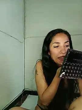 Snapshot of chloewildd_ chatting on March 14, 2026, 10:15 pm chloewildd online show from March 14, 2026, 10:15 pm