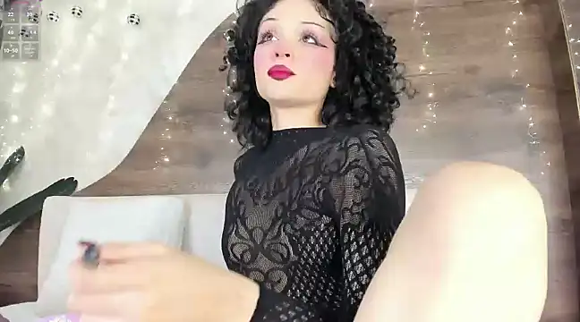 Morgan Hilll  online show from December 14, 2024, 12:12 pm