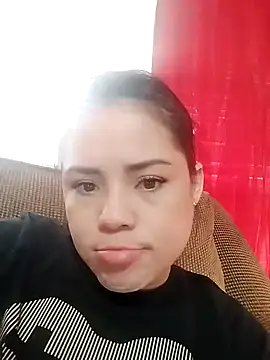 Snapshot of shortygirl29 chatting on December 28, 2024, 7:01 pm shortygirl29 online show from December 28, 2024, 7:01 pm